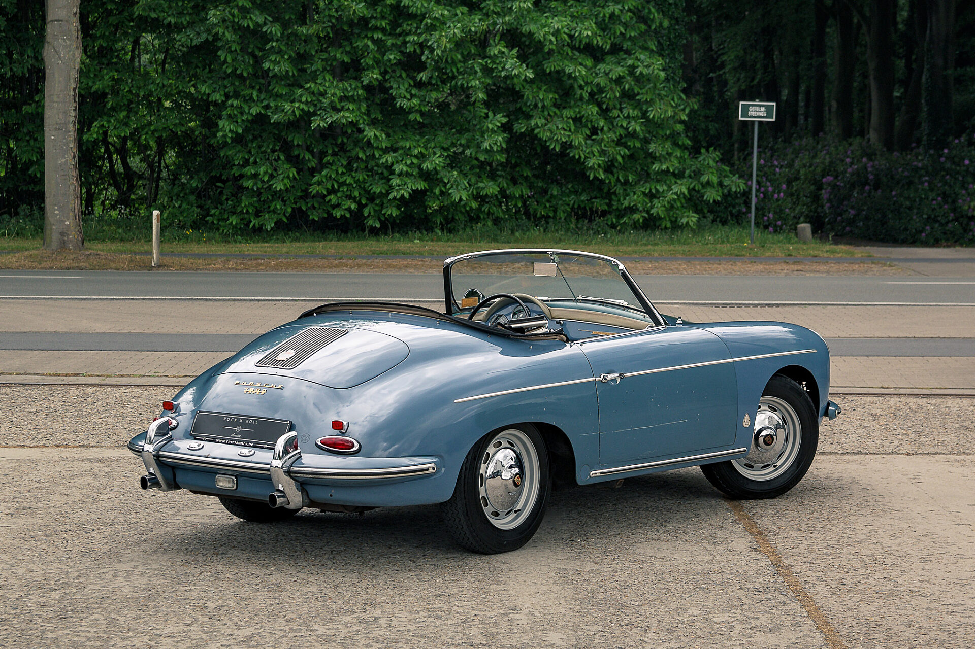 1961 Porsche 356 B/1600 Super Roadster