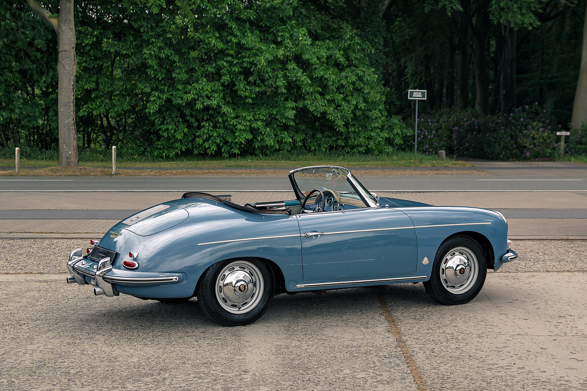 1961 Porsche 356 B/1600 Super Roadster