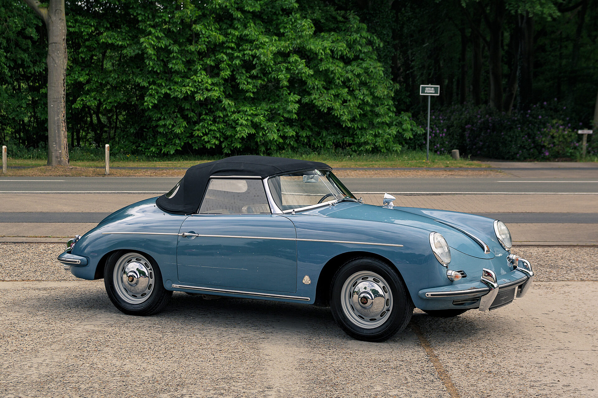 1961 Porsche 356 B/1600 Super Roadster