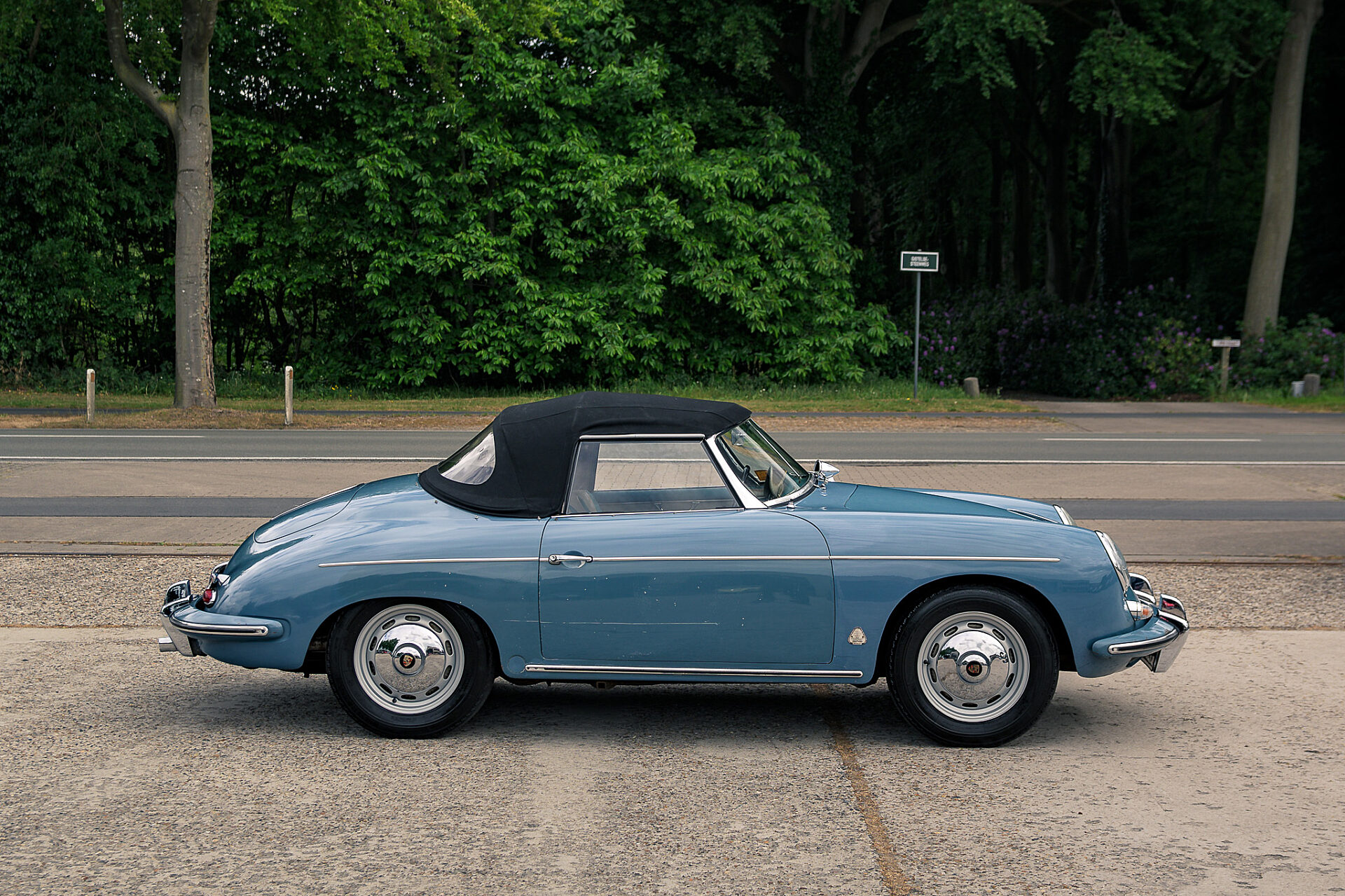 1961 Porsche 356 B/1600 Super Roadster