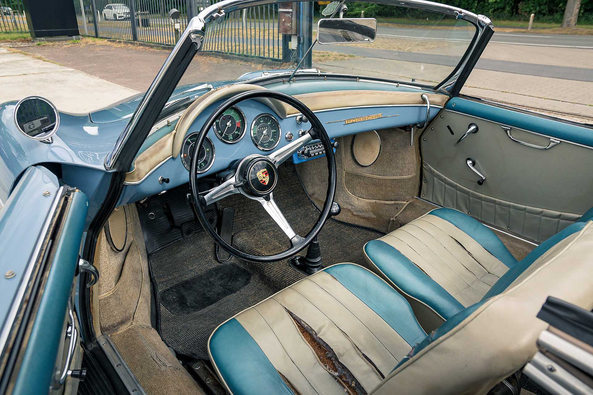 1961 Porsche 356 B/1600 Super Roadster
