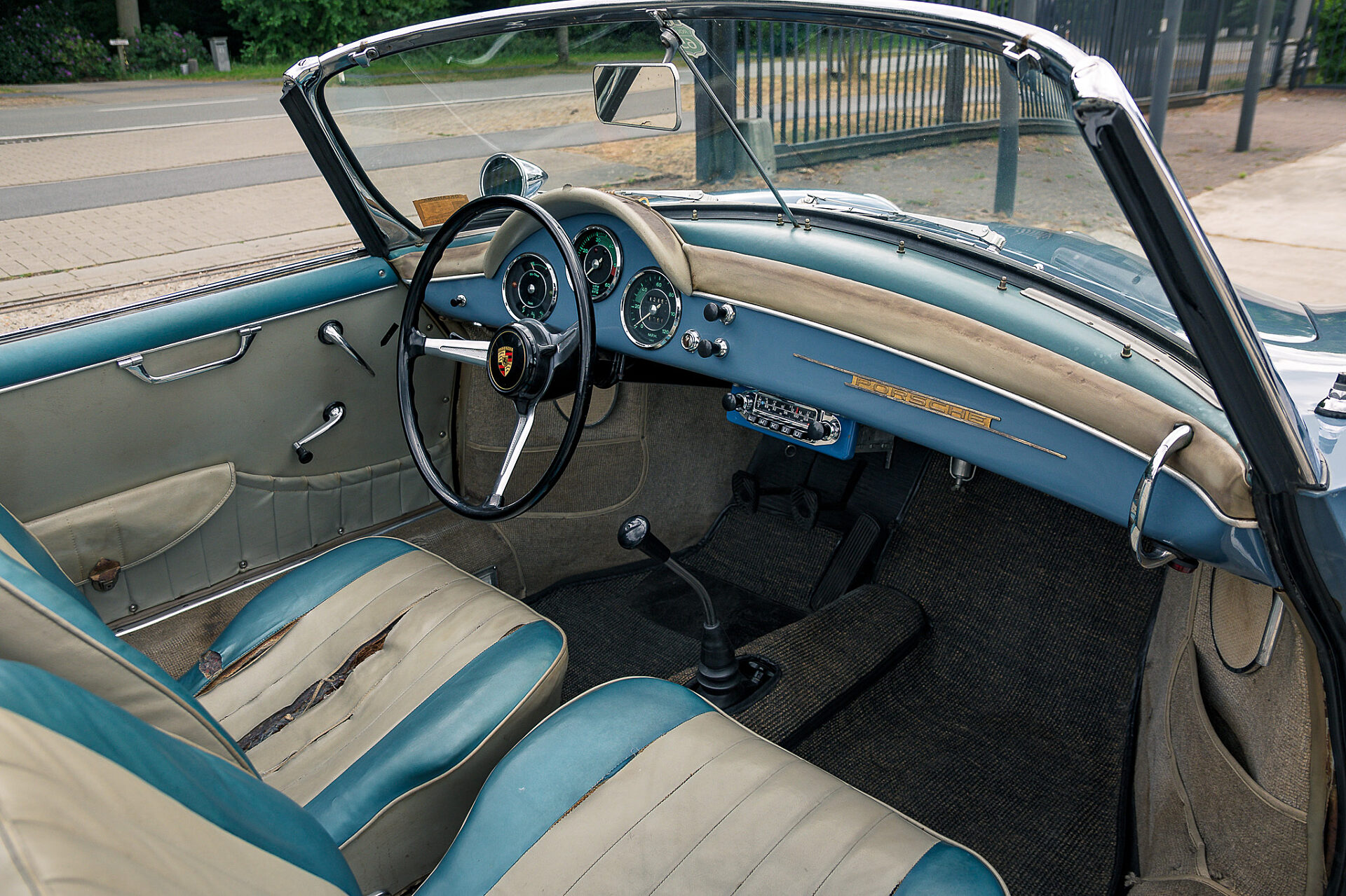 1961 Porsche 356 B/1600 Super Roadster