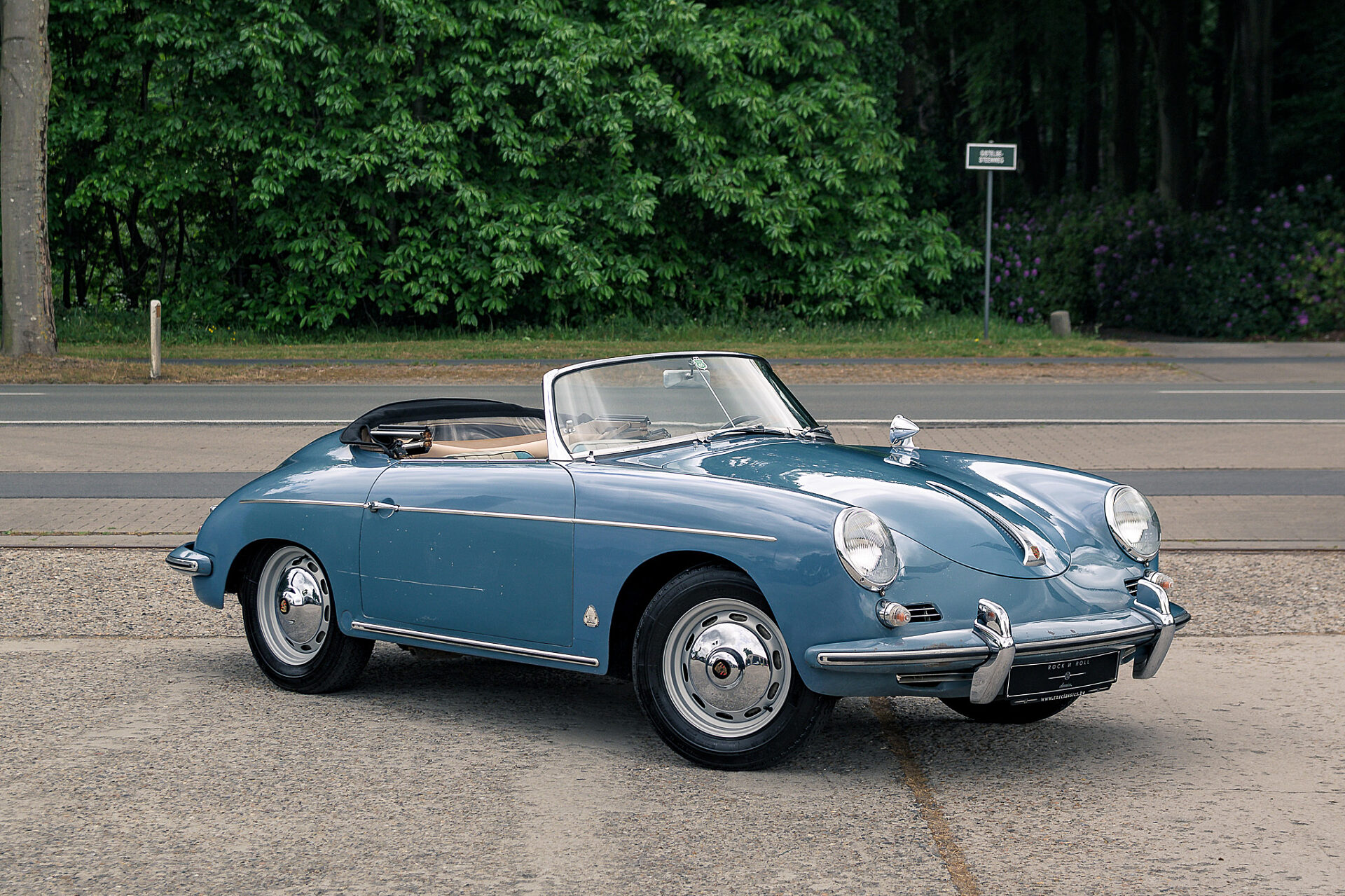 1961 Porsche 356 B/1600 Super Roadster