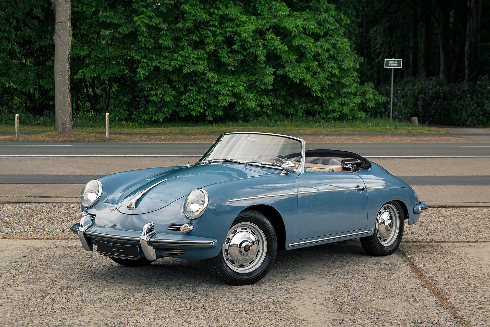 1961 Porsche 356 B/1600 Super Roadster