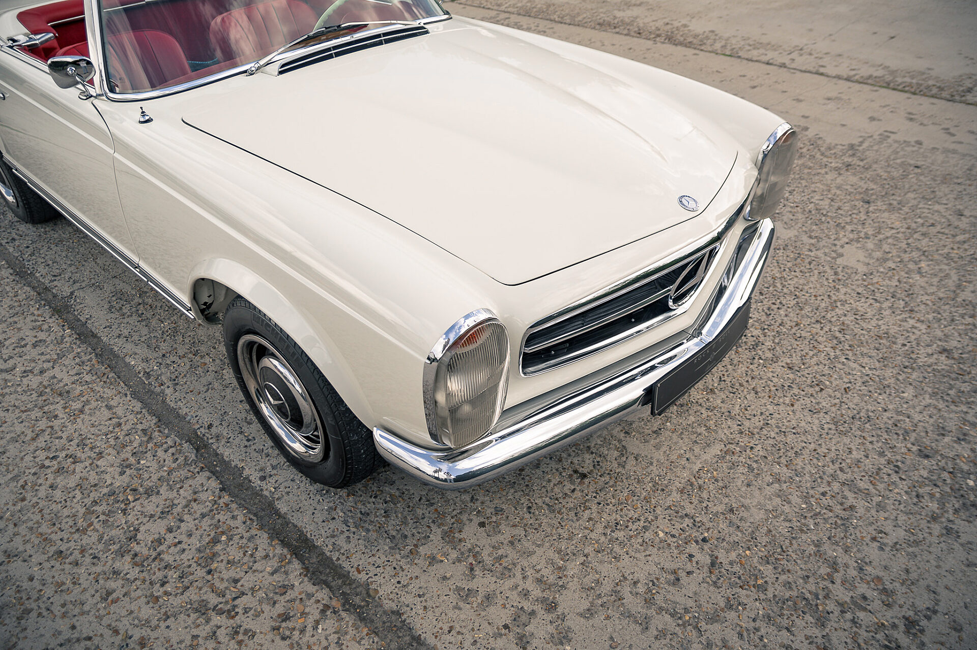 1967 Mercedes-Benz 230SL Pagoda