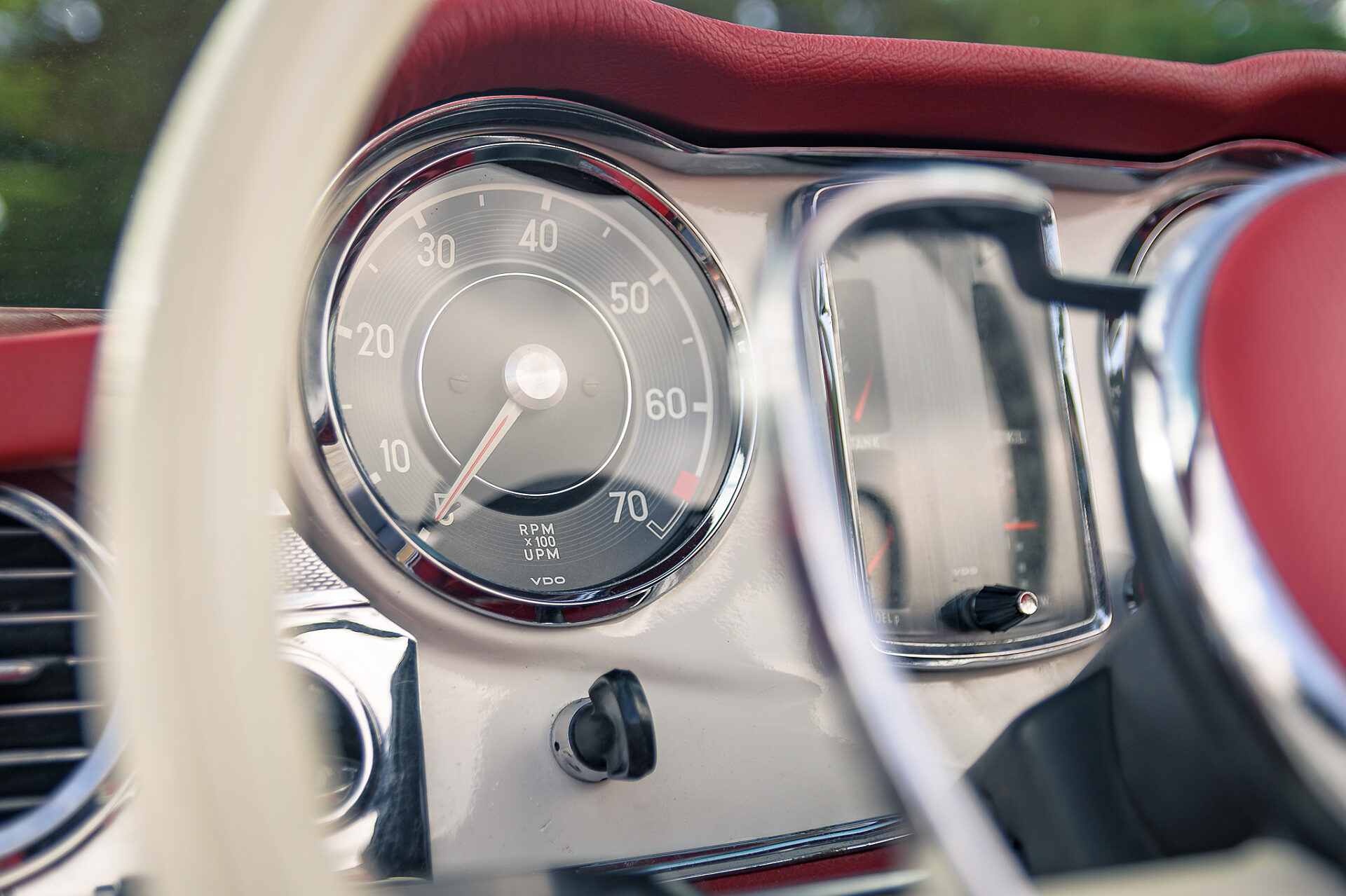 1967 Mercedes-Benz 230SL Pagoda