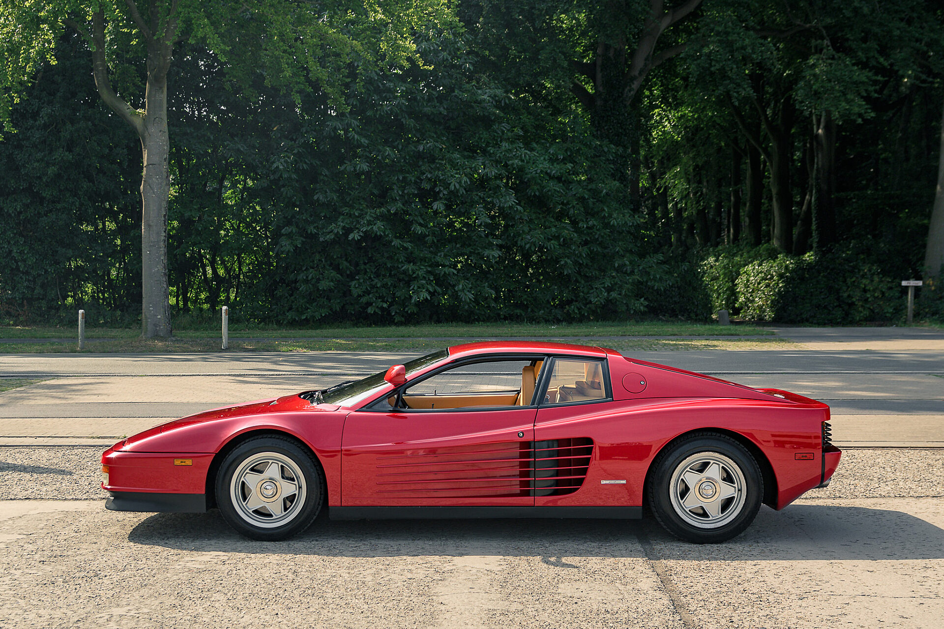 1986 Ferrari Testarossa "Monospecchio Monodado"