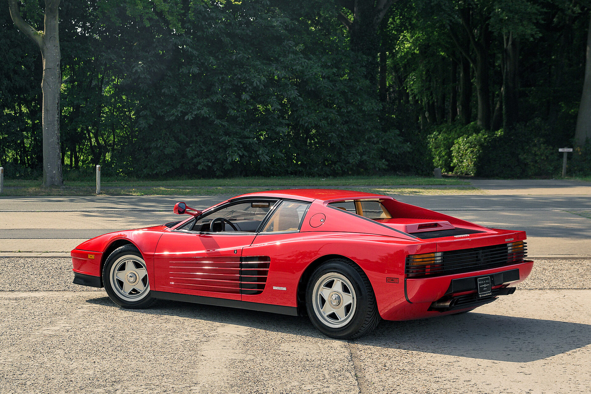 1986 Ferrari Testarossa "Monospecchio Monodado"