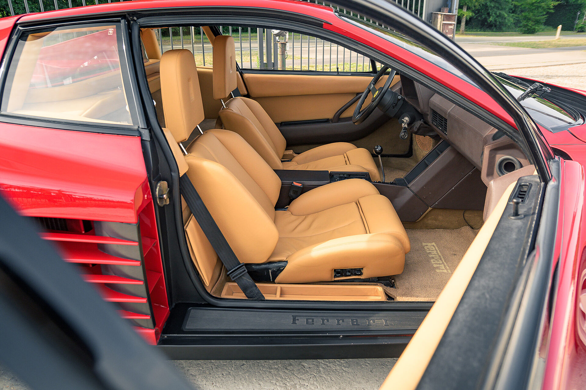 1986 Ferrari Testarossa "Monospecchio Monodado"