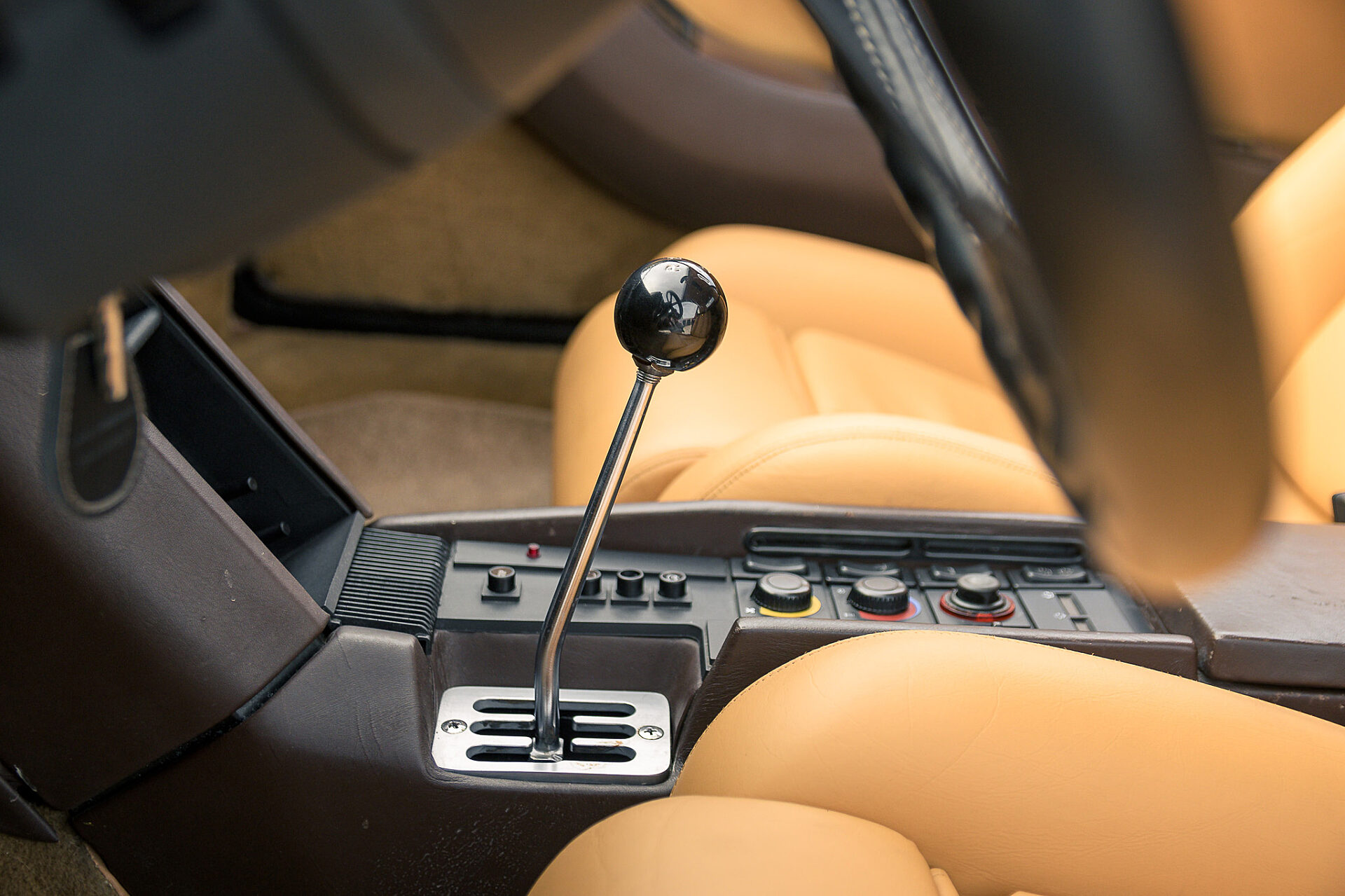1986 Ferrari Testarossa "Monospecchio Monodado"