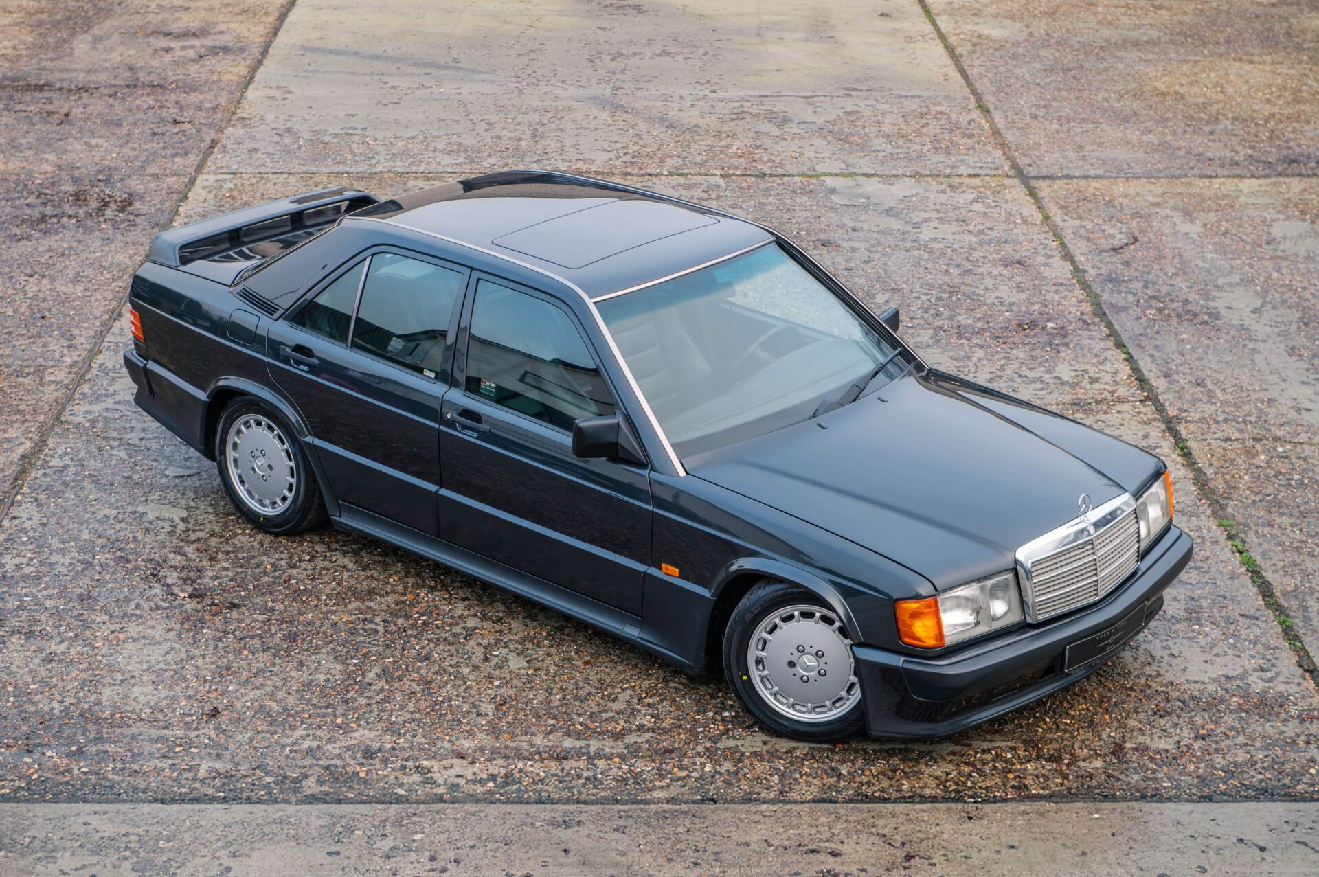 1992 Mercedes-Benz 190E 2.5-16V