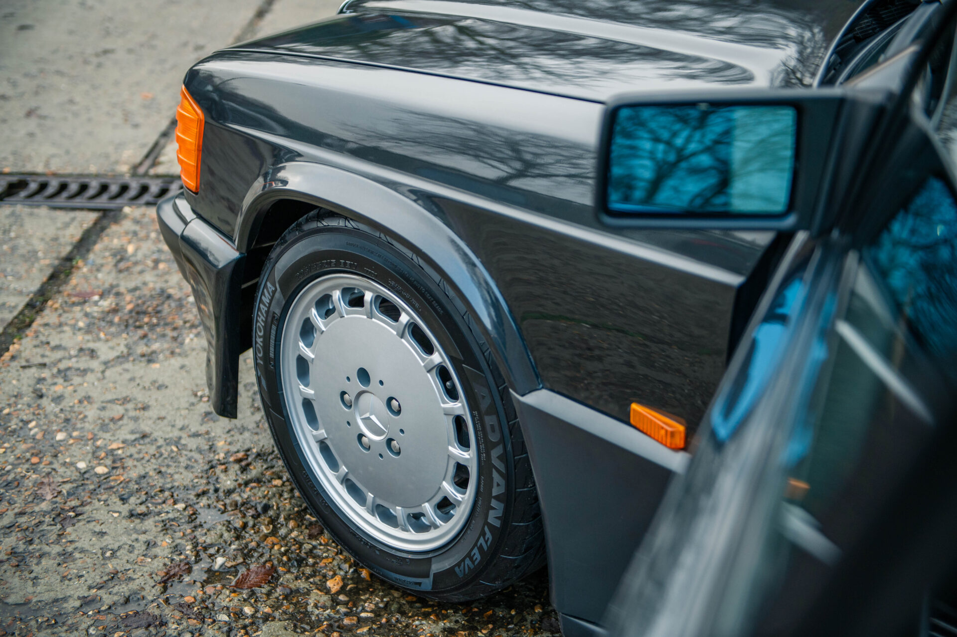 1992 Mercedes-Benz 190E 2.5-16V