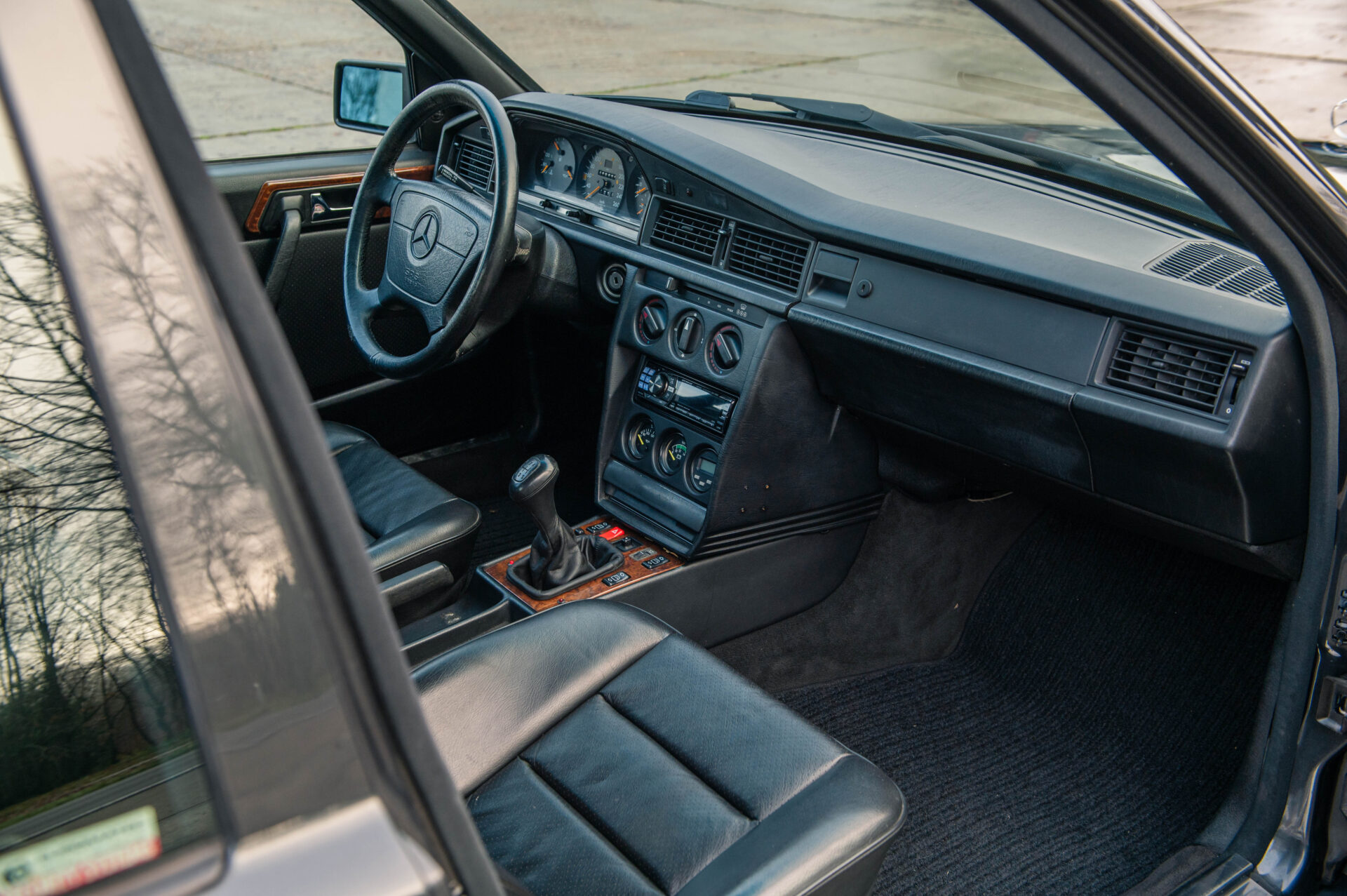 1992 Mercedes-Benz 190E 2.5-16V