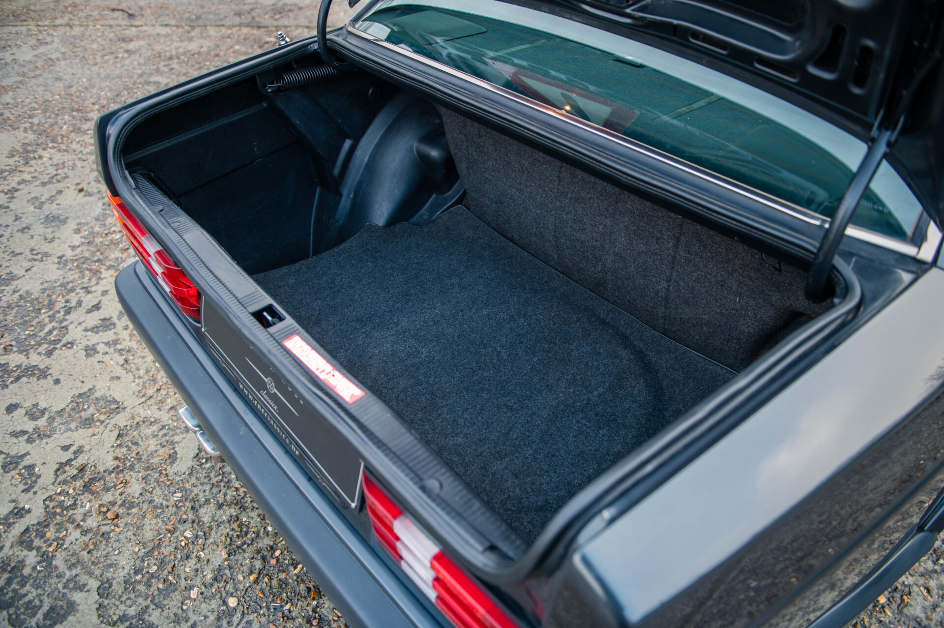 1992 Mercedes-Benz 190E 2.5-16V