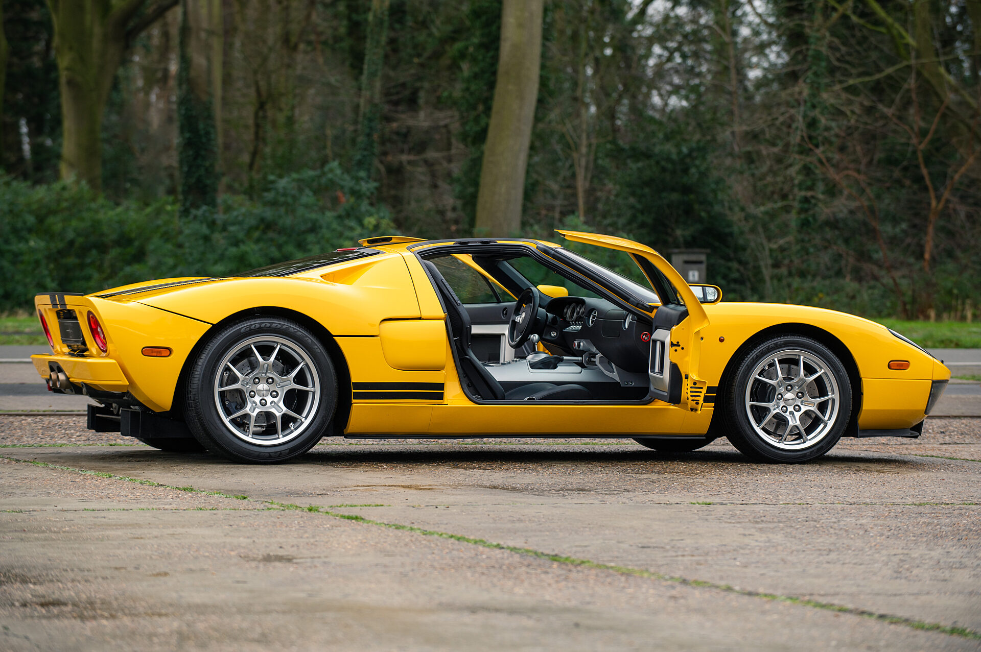 2005 Ford GT