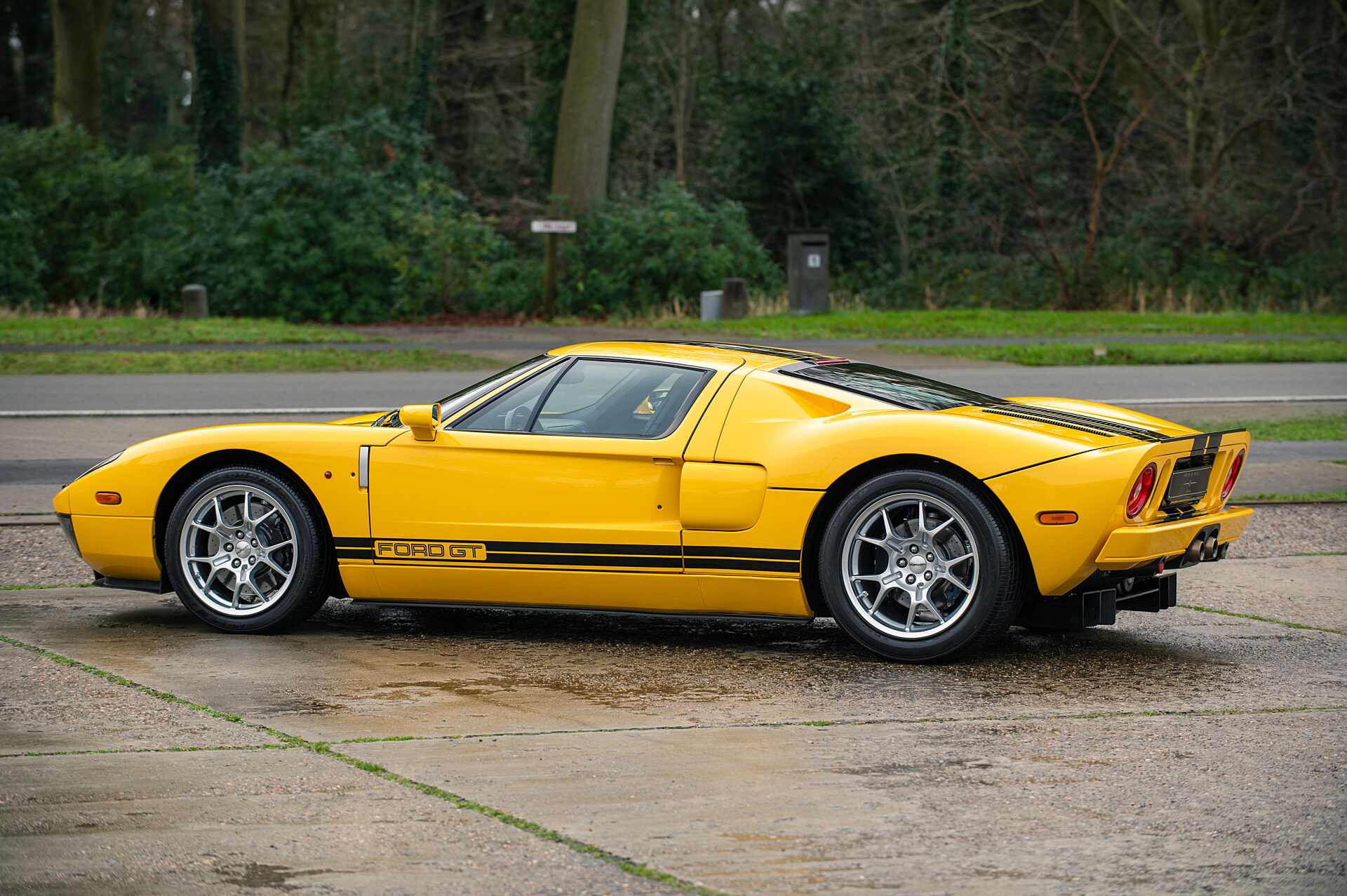 2005 Ford GT