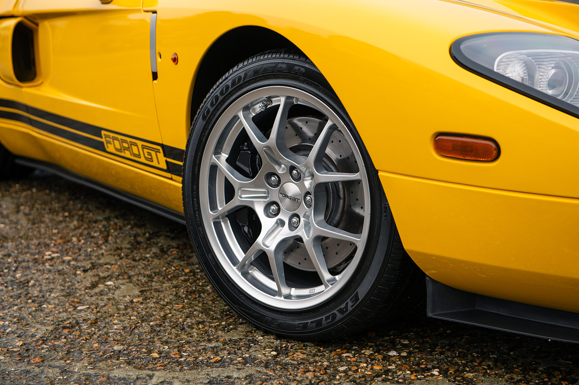2005 Ford GT