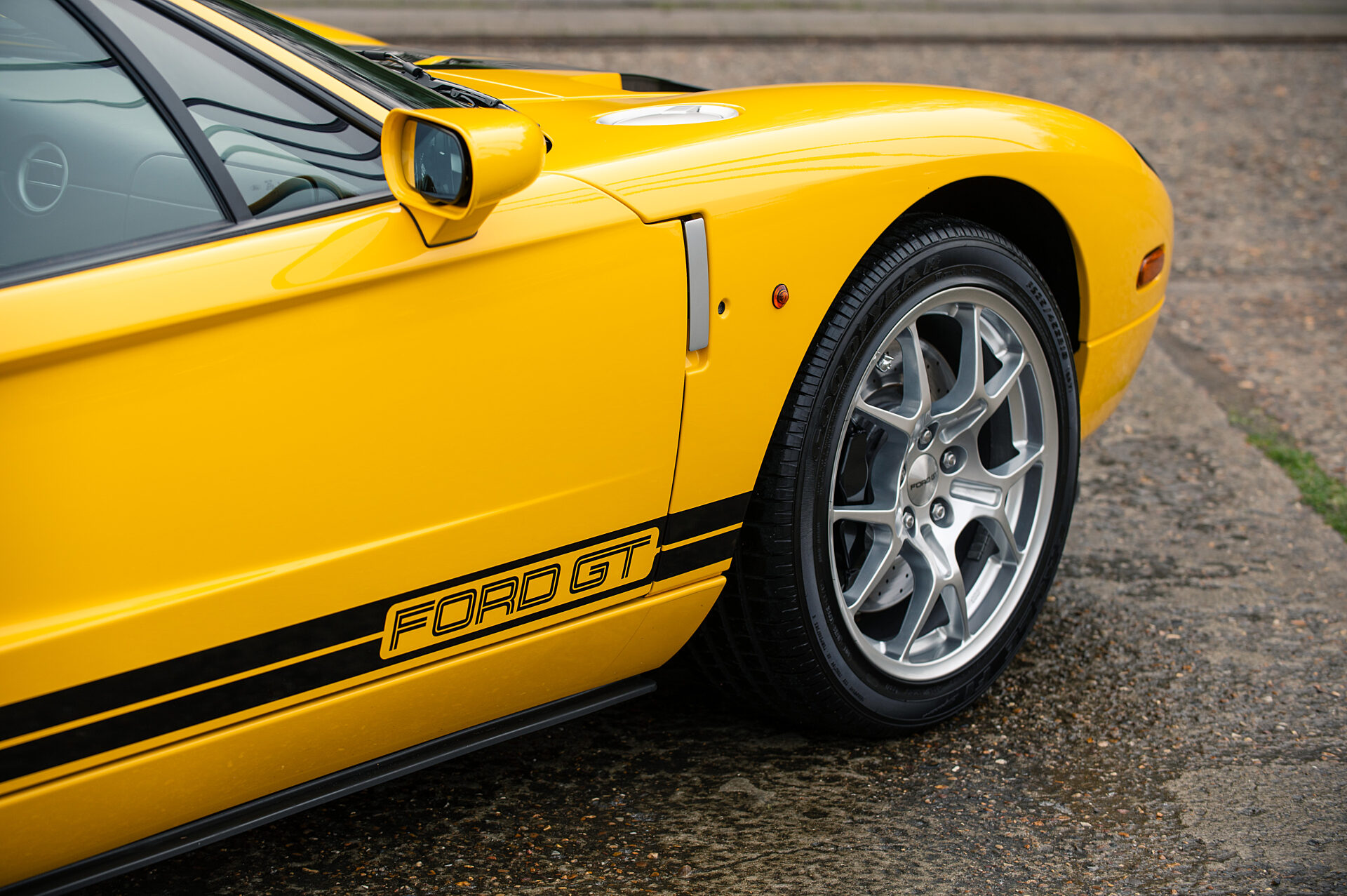 2005 Ford GT