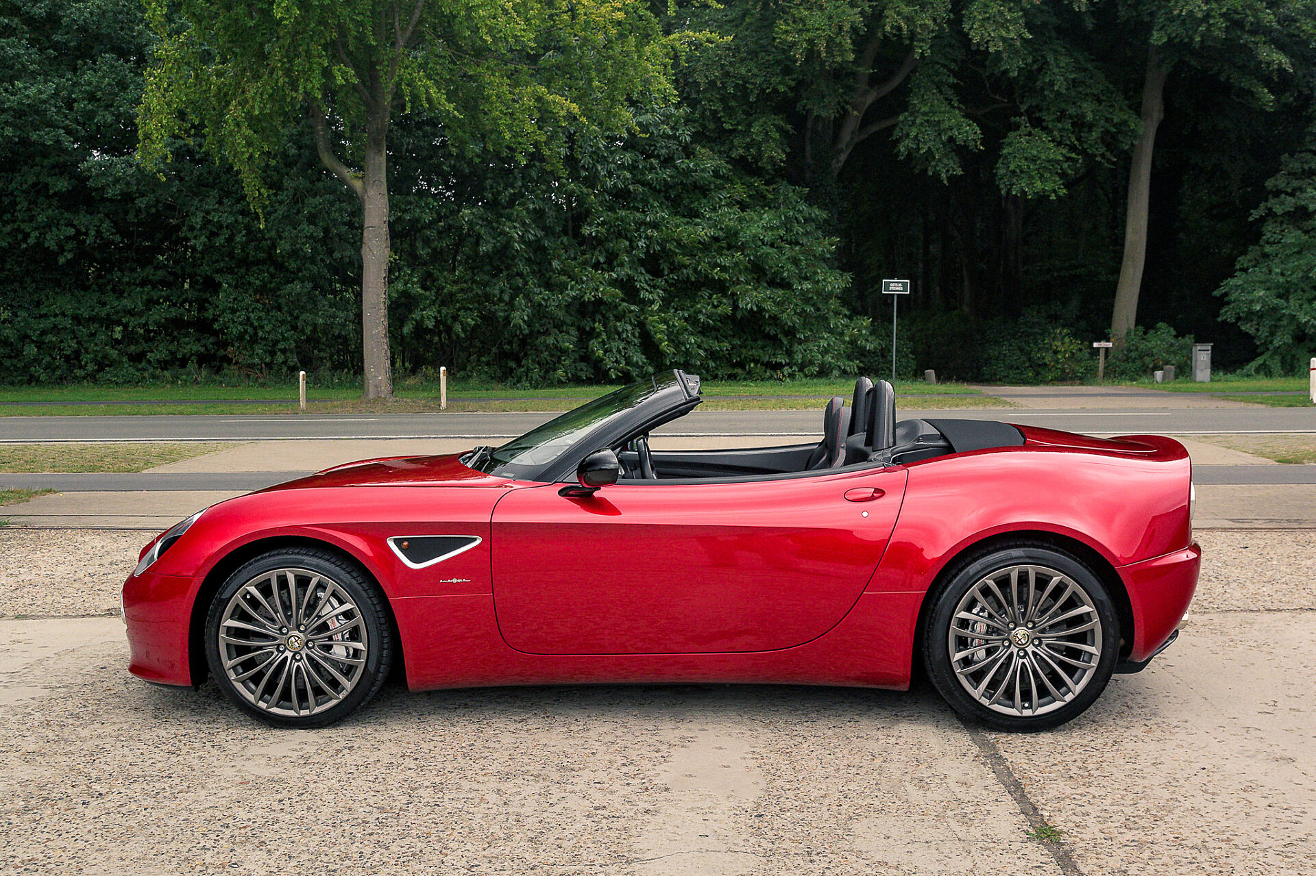 2010 Alfa Romeo 8C Spider