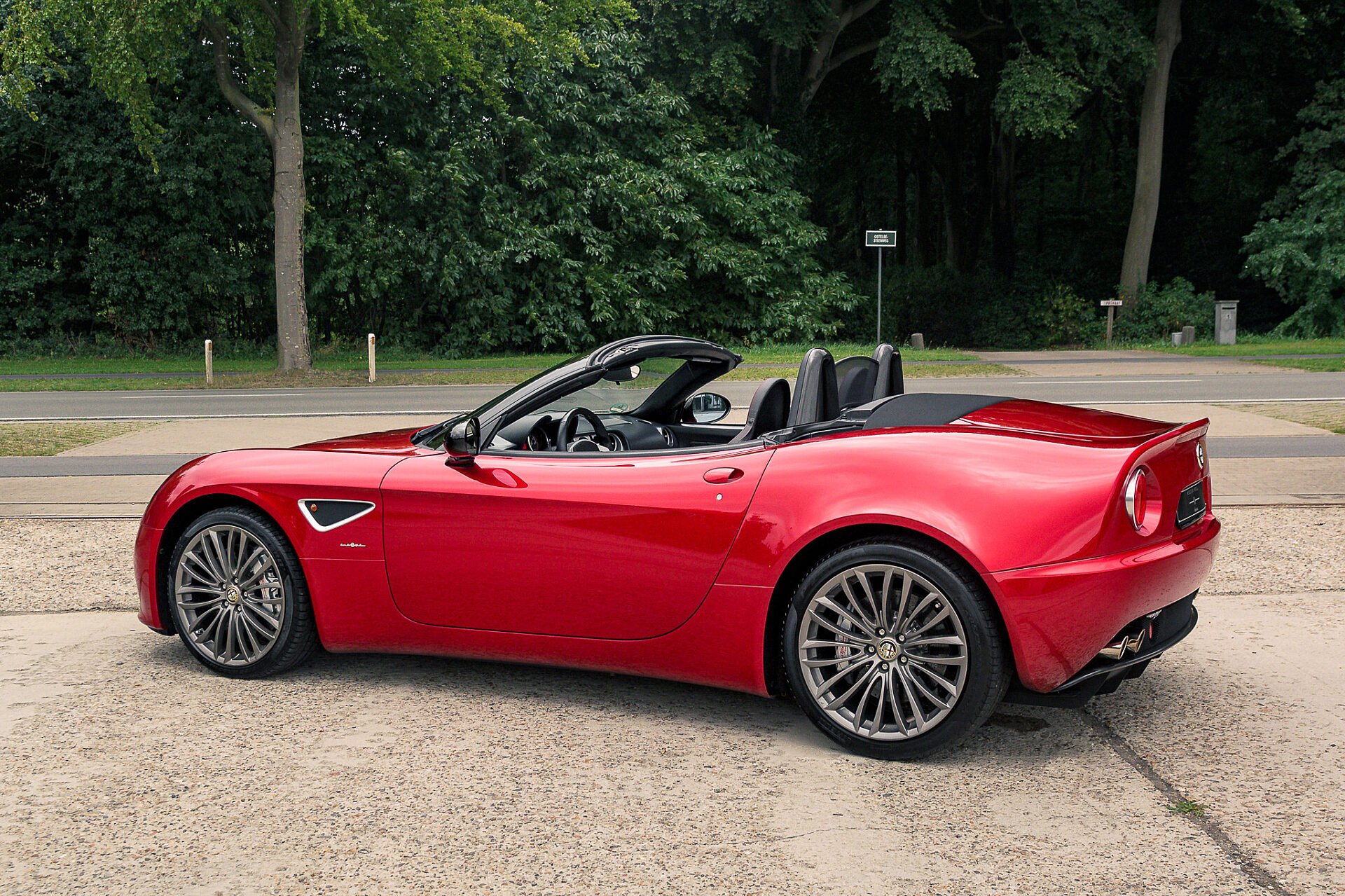 2010 Alfa Romeo 8C Spider
