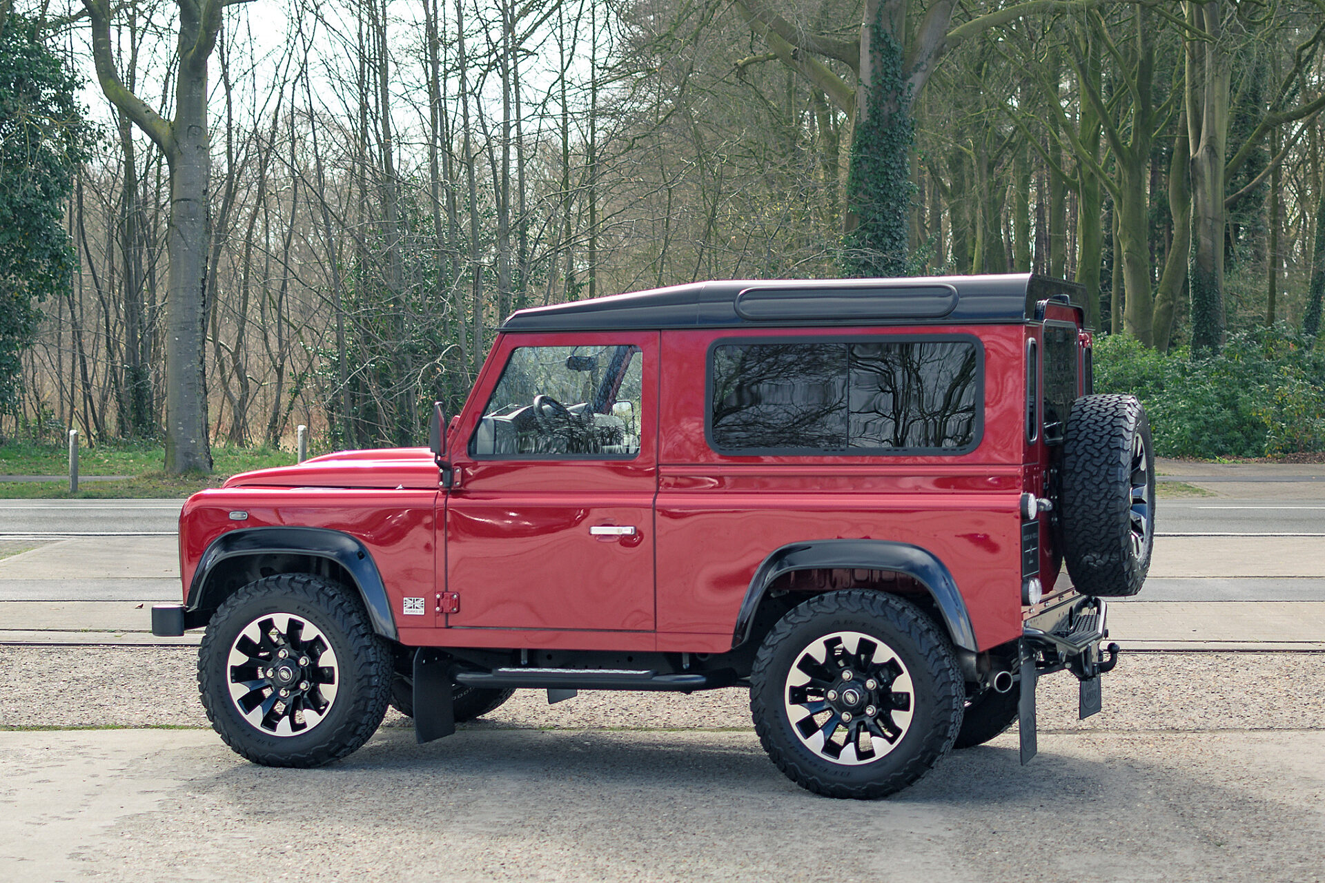 2013 Land Rover Defender Works V8