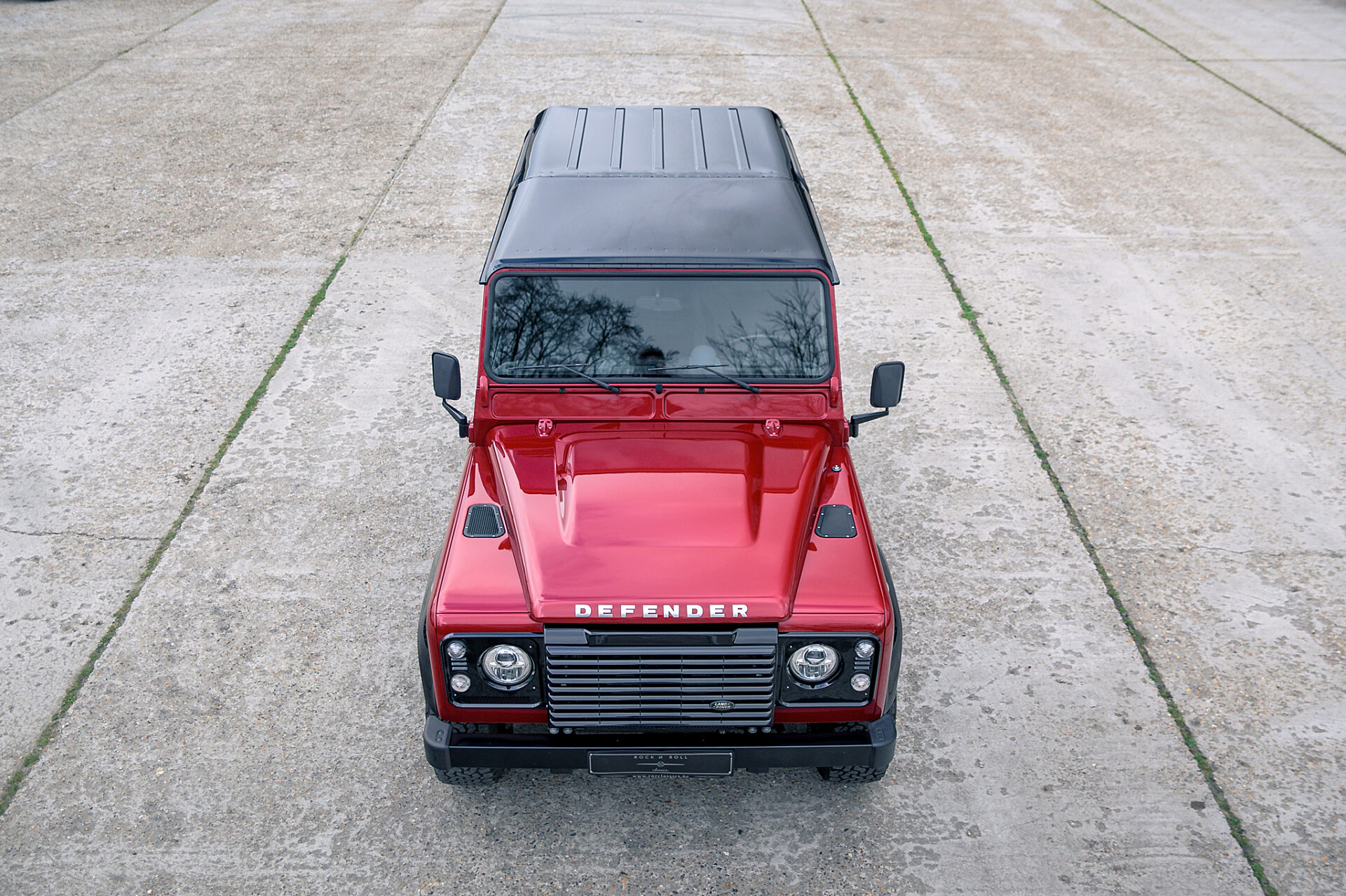 2013 Land Rover Defender Works V8