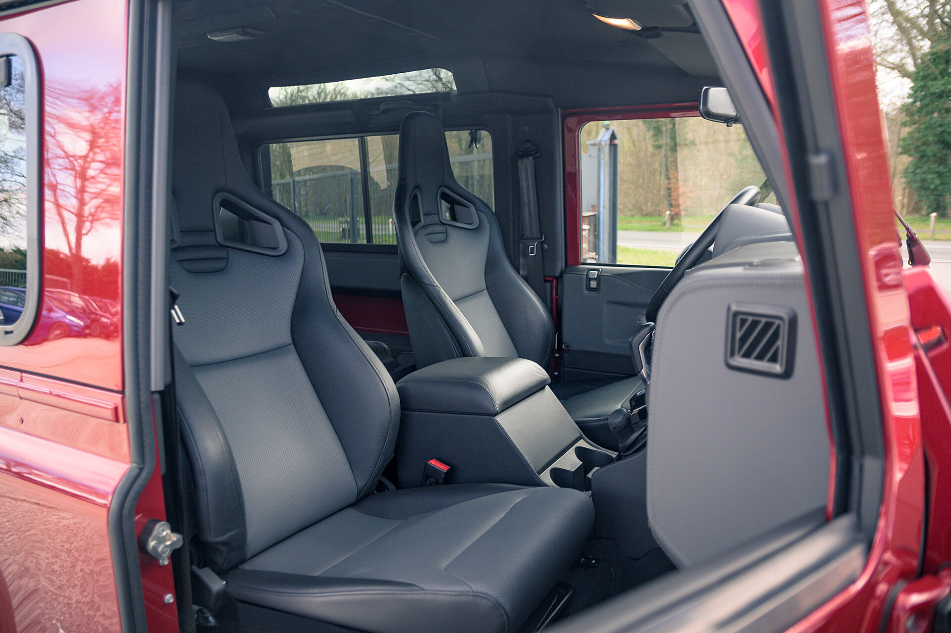2013 Land Rover Defender Works V8