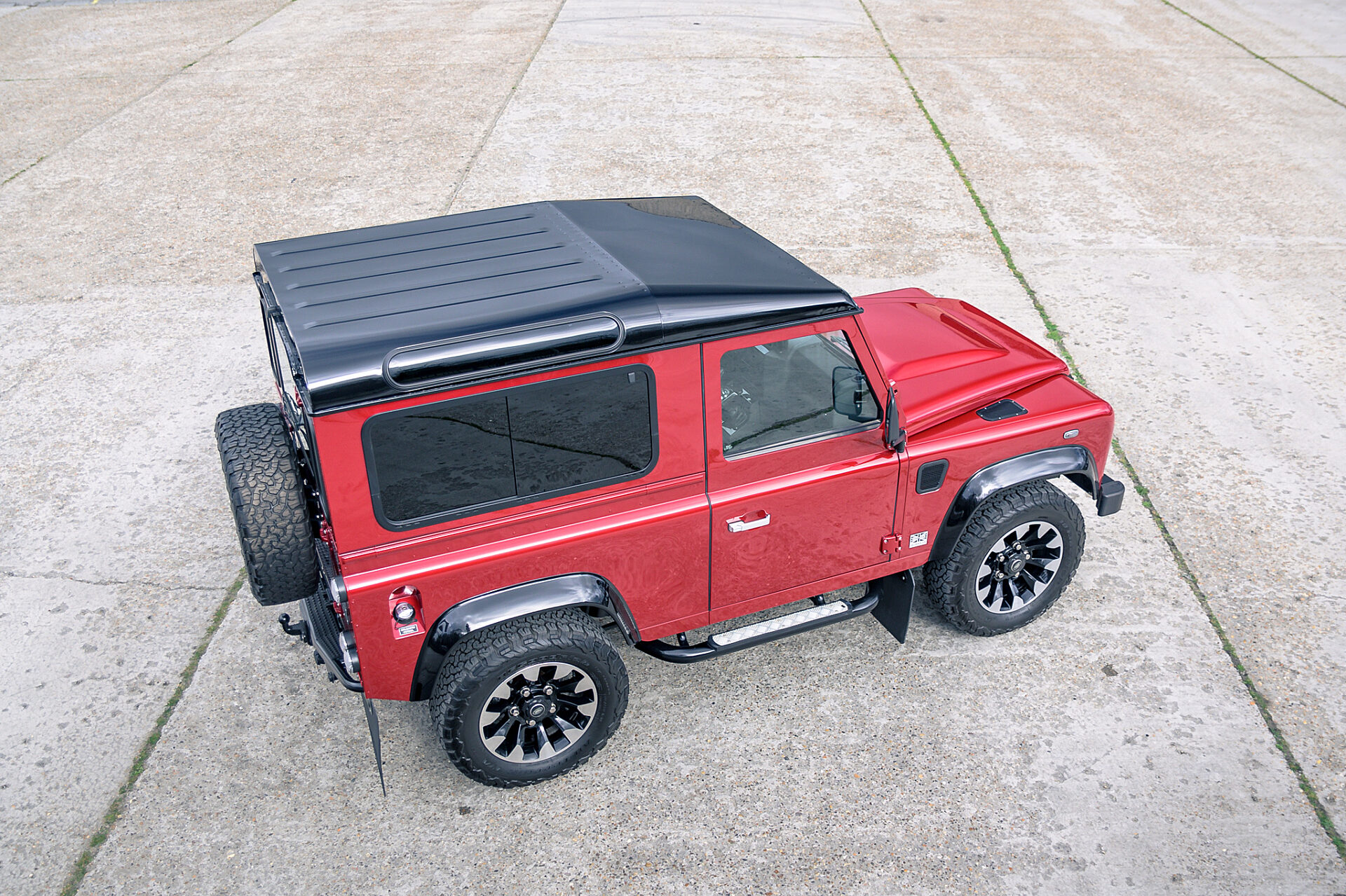 2013 Land Rover Defender Works V8