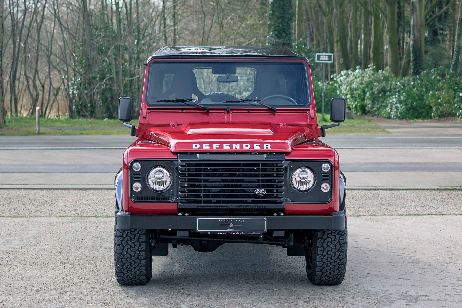 2013 Land Rover Defender Works V8